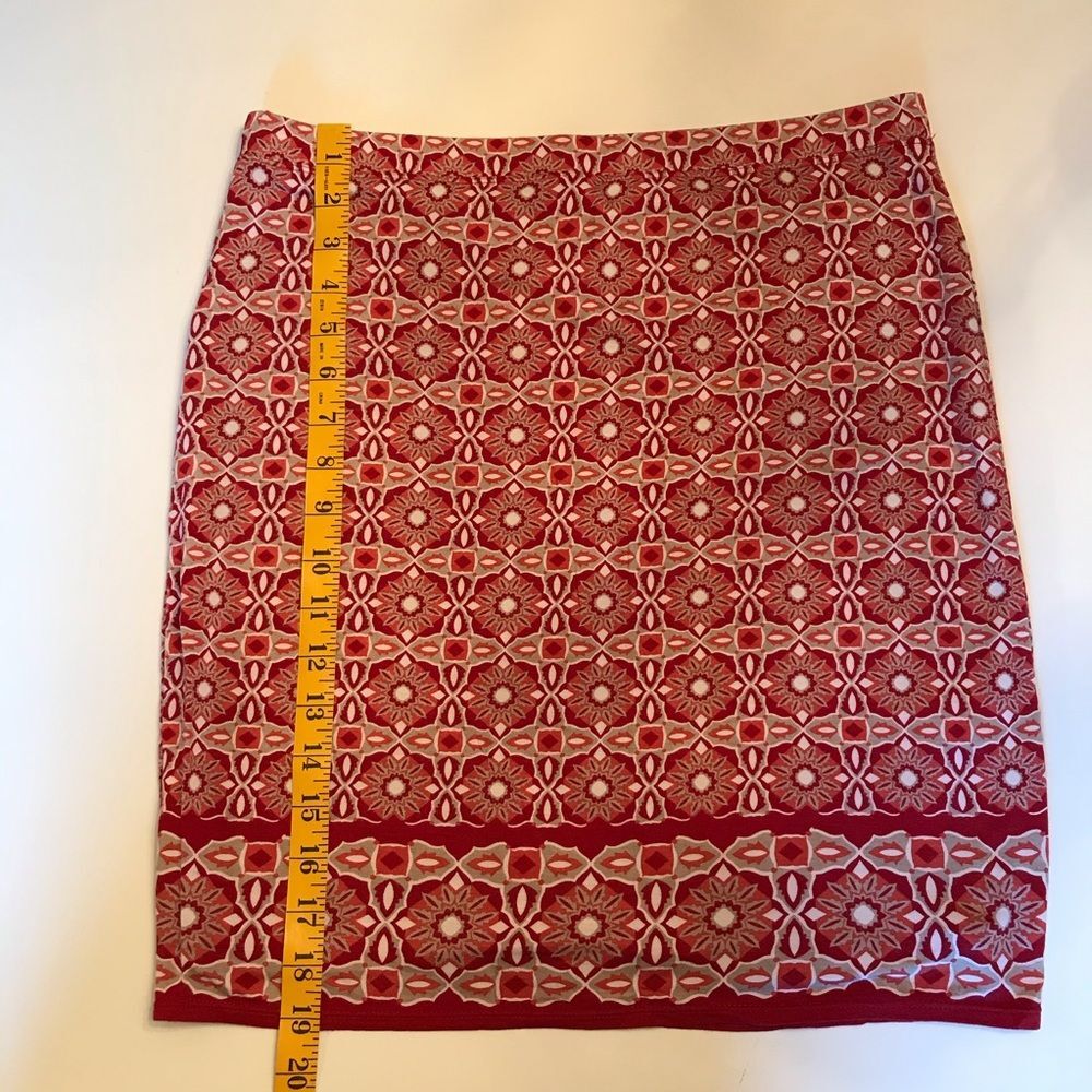 Max Studio Geometric Floral Pencil Stretch Skirt M - Picture 4 of 8